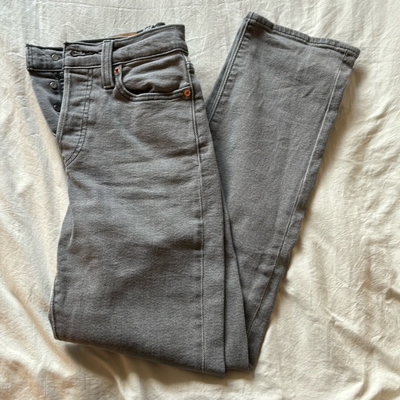 Grey Levi Wedgie Straight Jeans - Picture 4 of 9